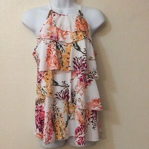 Worthington tiered top sleeves less white pink botanical